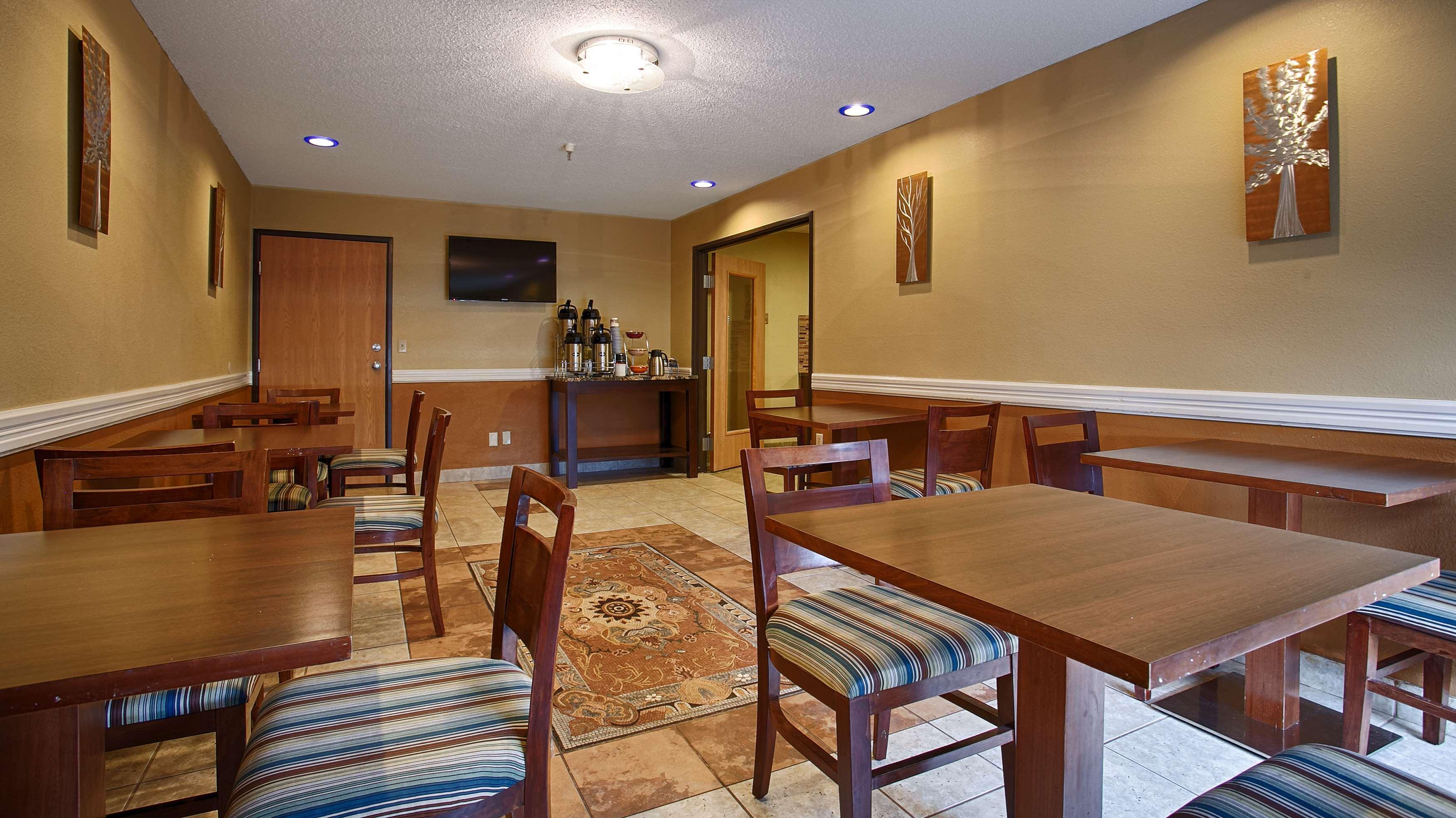Best Western Alexandria Inn Экстерьер фото